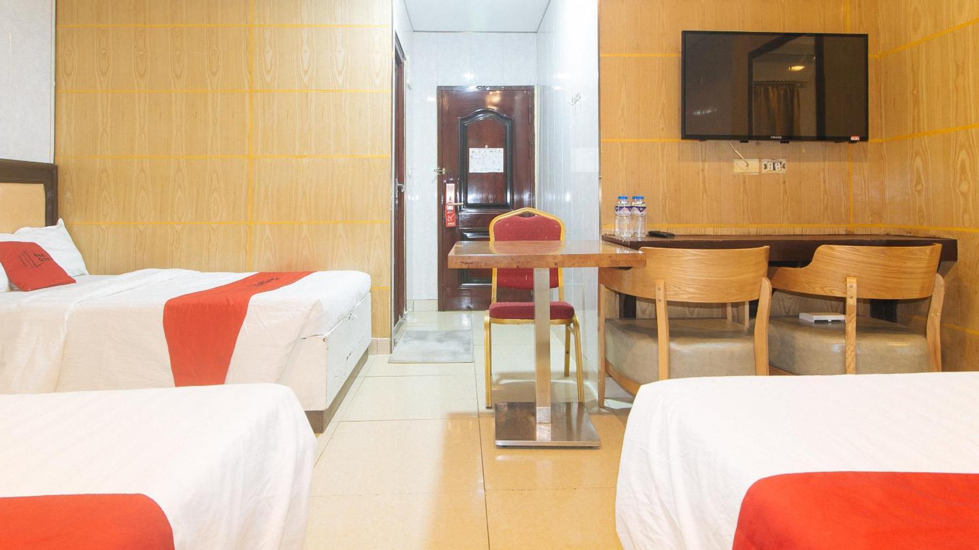 RedDoorz near Araneta Center Quezon City - Quarantine Hotel Zewnętrze zdjęcie