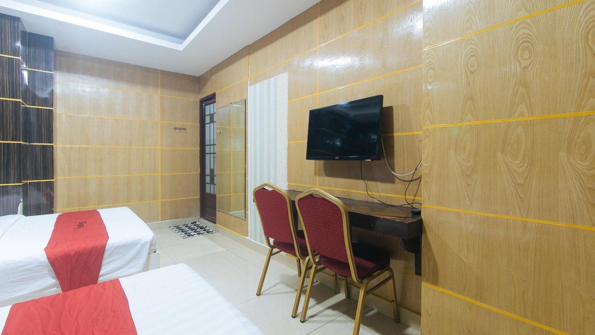 RedDoorz near Araneta Center Quezon City - Quarantine Hotel Zewnętrze zdjęcie