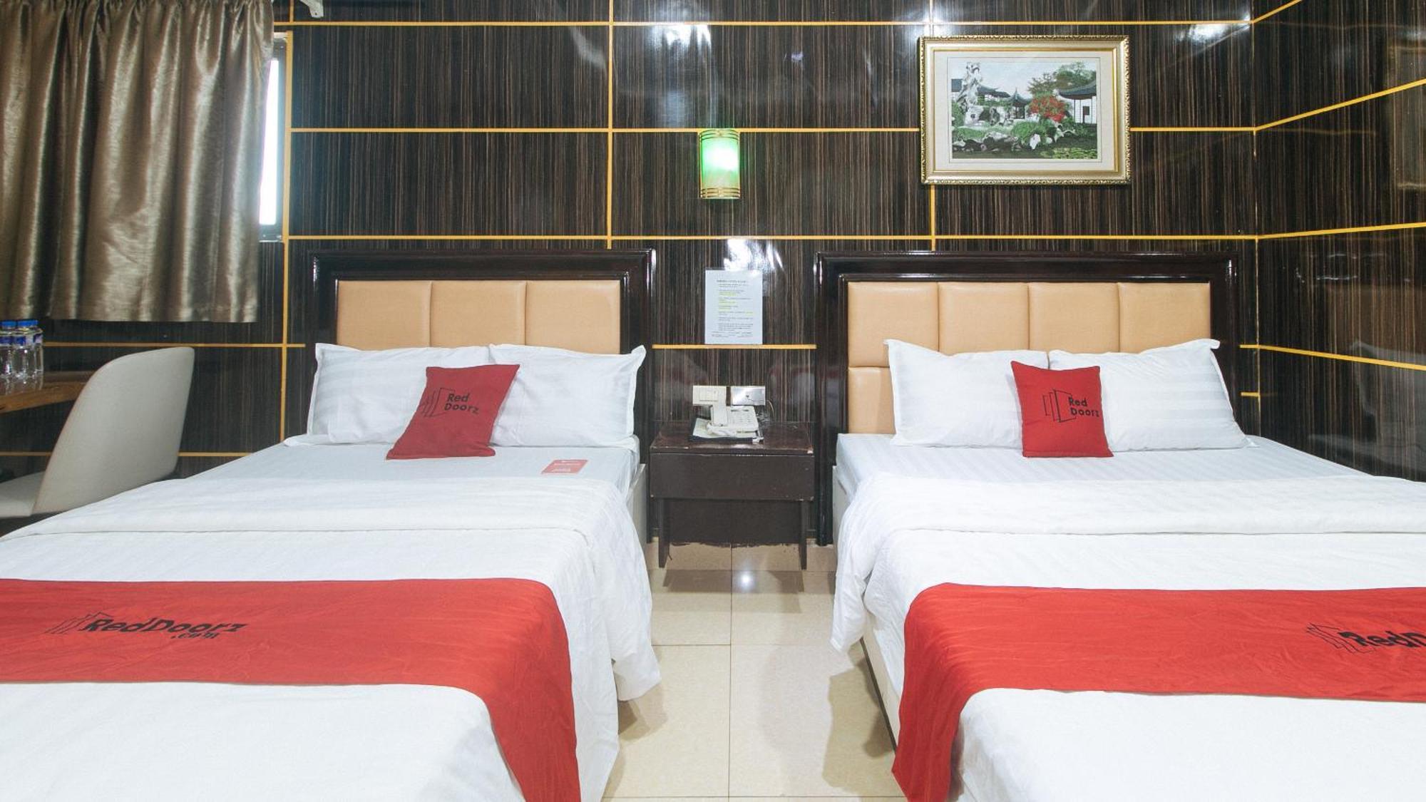 RedDoorz near Araneta Center Quezon City - Quarantine Hotel Zewnętrze zdjęcie