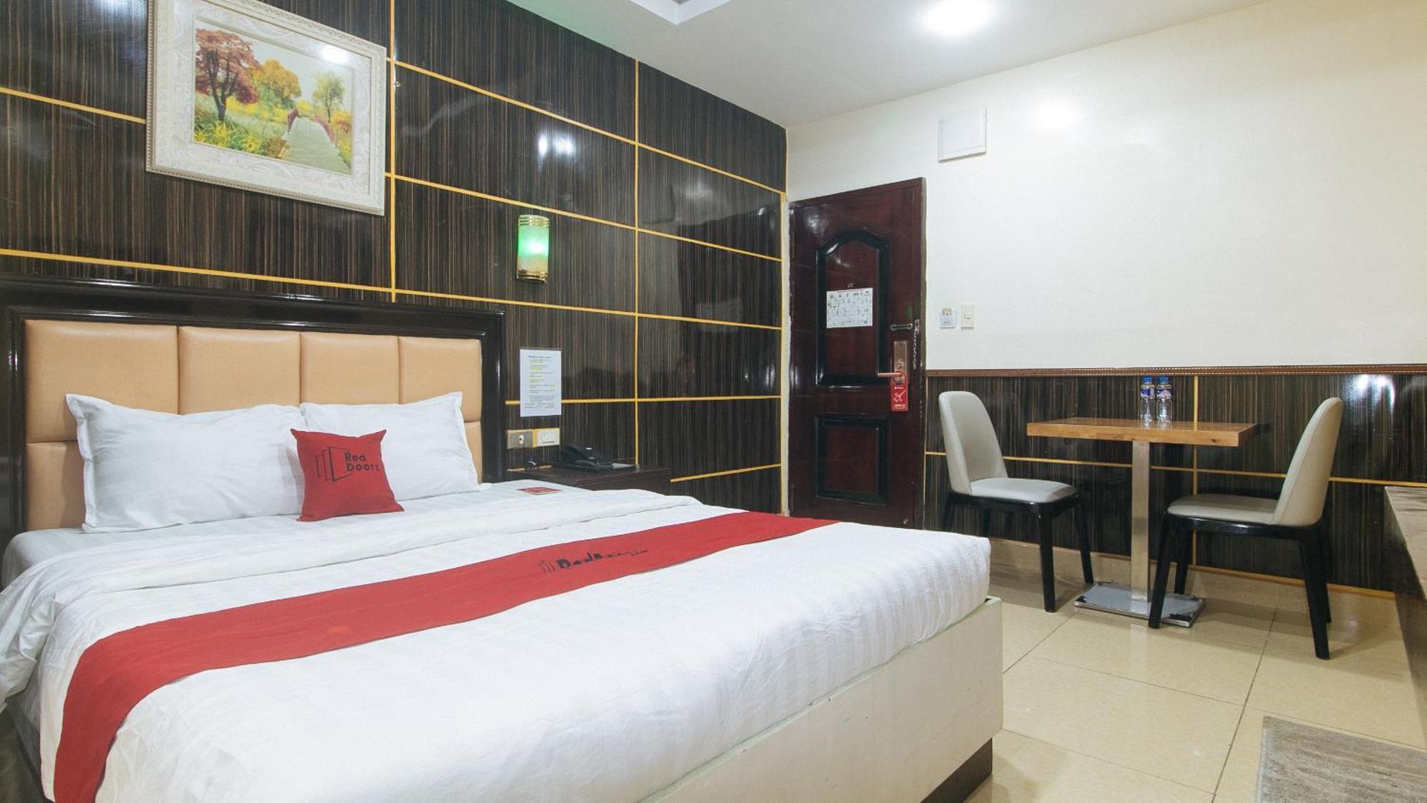 RedDoorz near Araneta Center Quezon City - Quarantine Hotel Zewnętrze zdjęcie