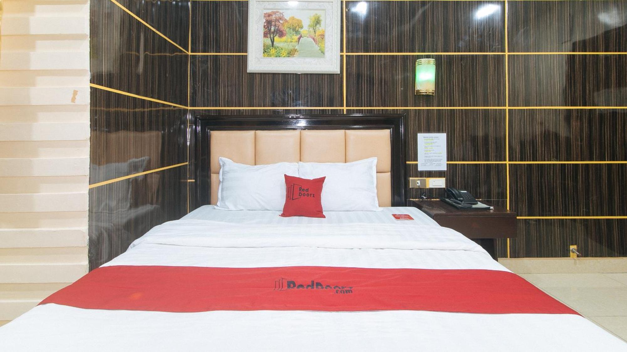 RedDoorz near Araneta Center Quezon City - Quarantine Hotel Zewnętrze zdjęcie